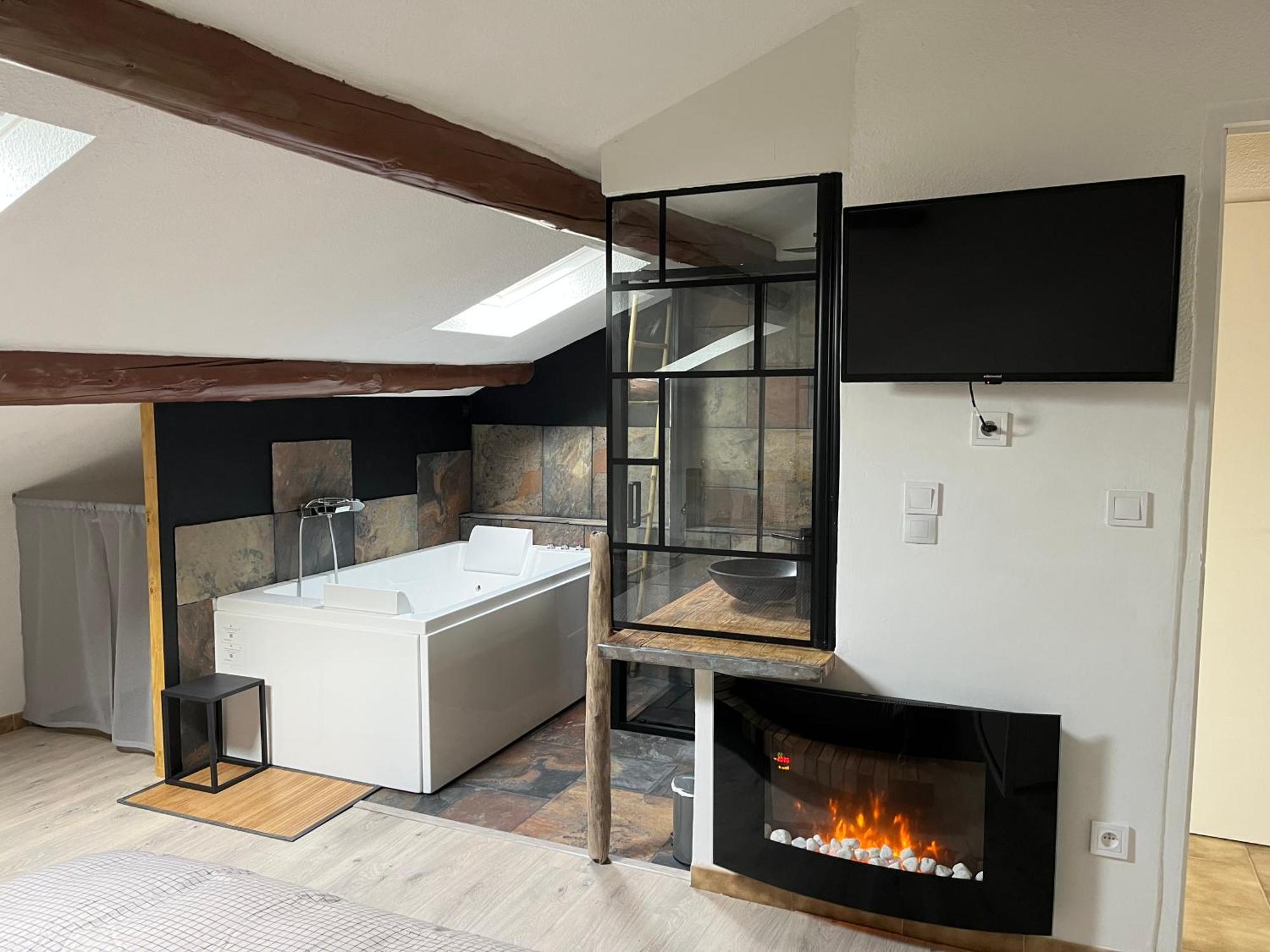Duplex Lumineux Sur Gde Terrasse, Balneo Double, Parking Prive, Clim, Local Velos Entraigues-sur-la-Sorgue Exterior foto